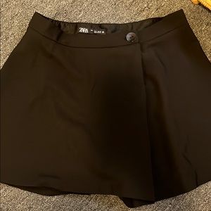 Zara black skort